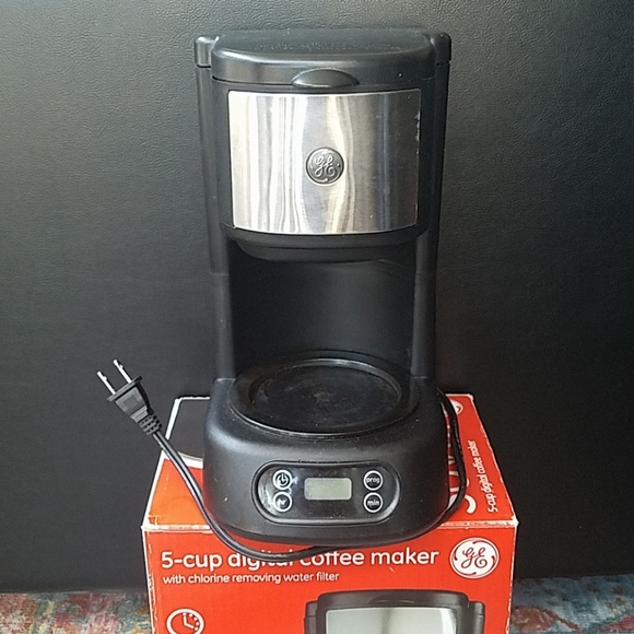GE Kitchen Ge 5cup Digital Coffee Maker And Water Filter Poshmark